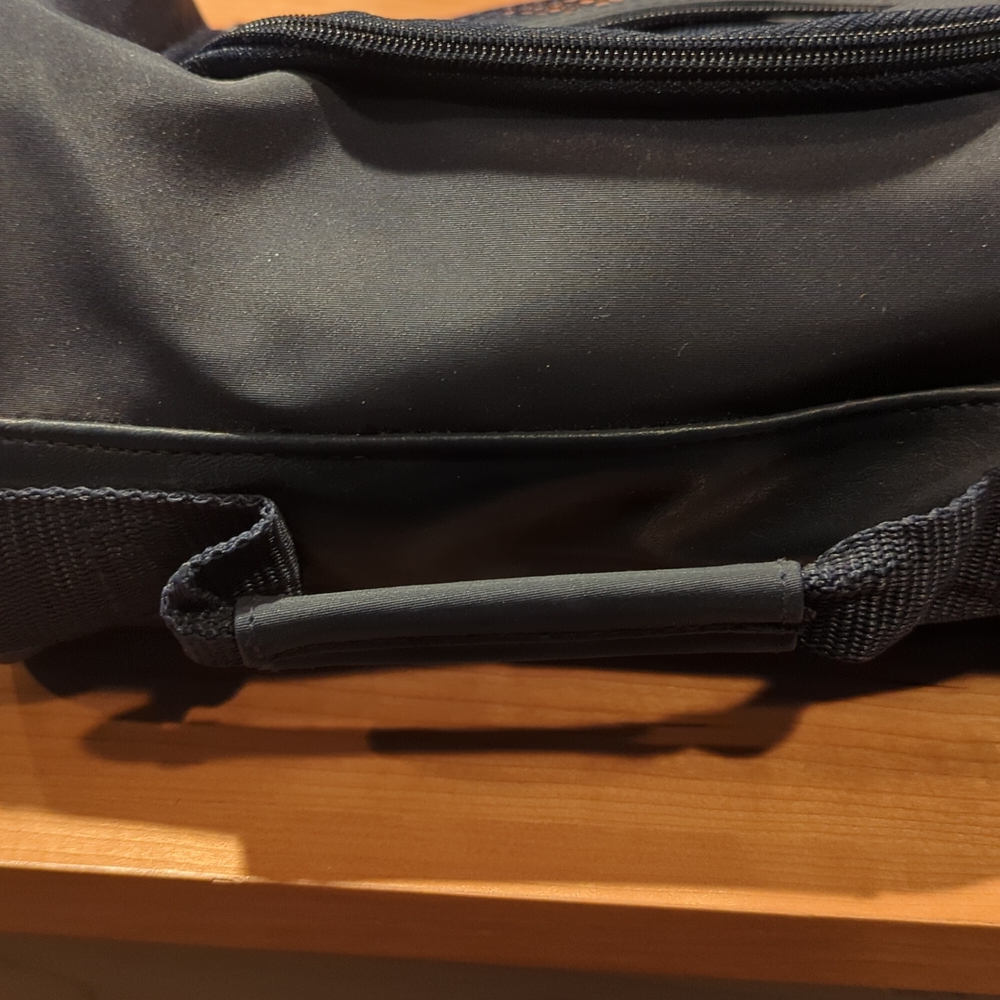 Men's Nivea Dopp kit toiletry bag  filled with Nivea men's products. - Picture 4 of 4
